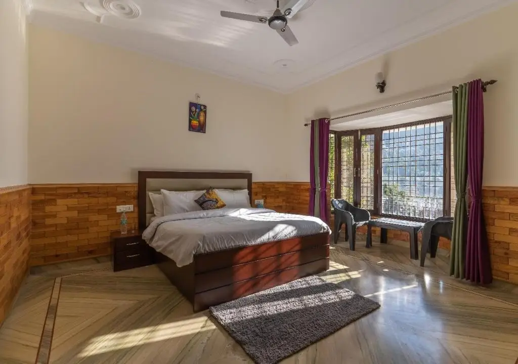 Наинитал: Saffronstays Willow Castle, Bhimtal - Pet-Friendly Home Near Bhimtal Lake