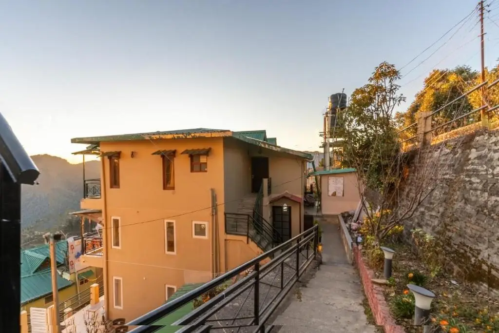 Saffronstays the Overlook, Nainital - All Clear Roads — фото 1