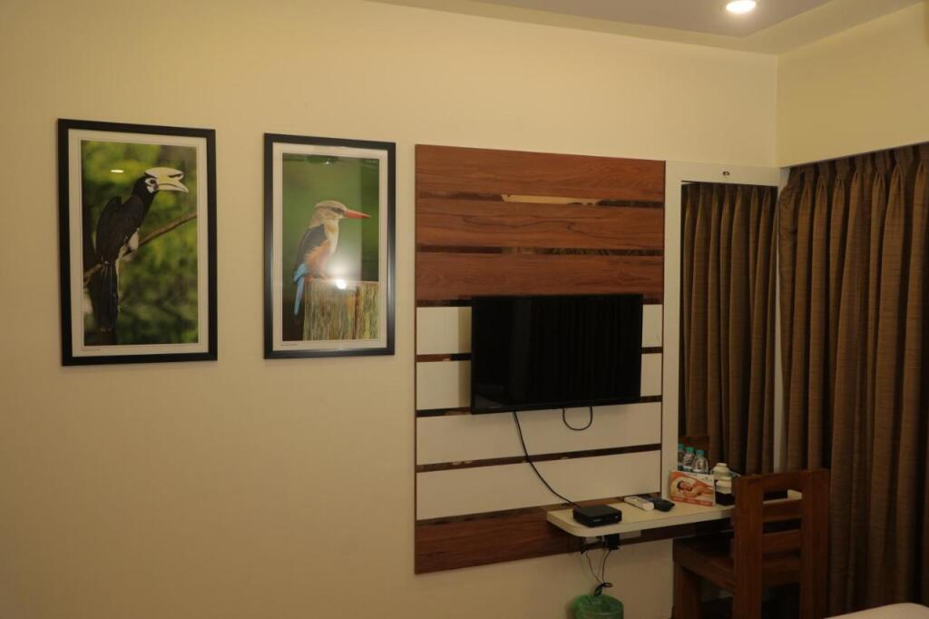 Нави-Мумбай: Skysuites By Monarch, Sanpada, Vashi - Navi Mumbai