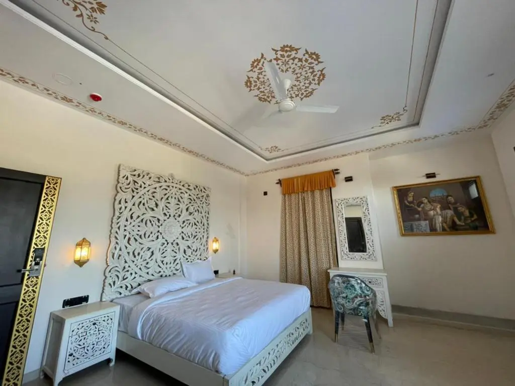 Удаипур: The Chronicles - Near the Lake Pichola Udaipur
