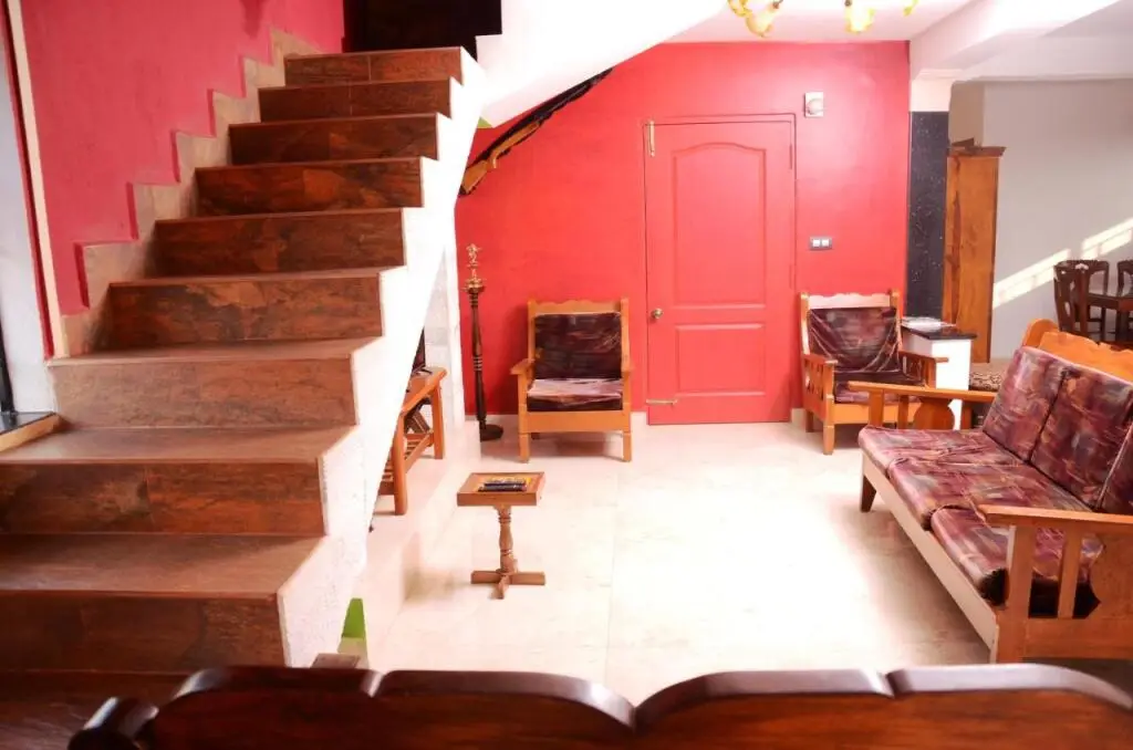 Мадикери: Vaishnavi Villa-Family Home In A Residential Area.