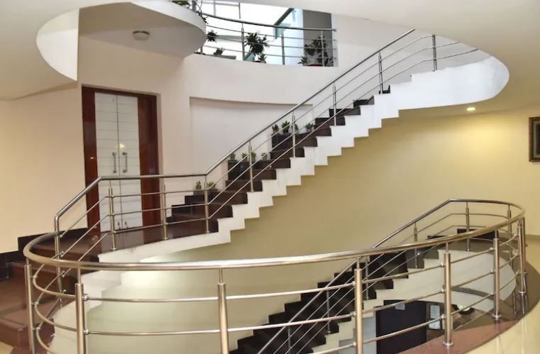 Прем-Нагар: Spice Hotel Selaqui
