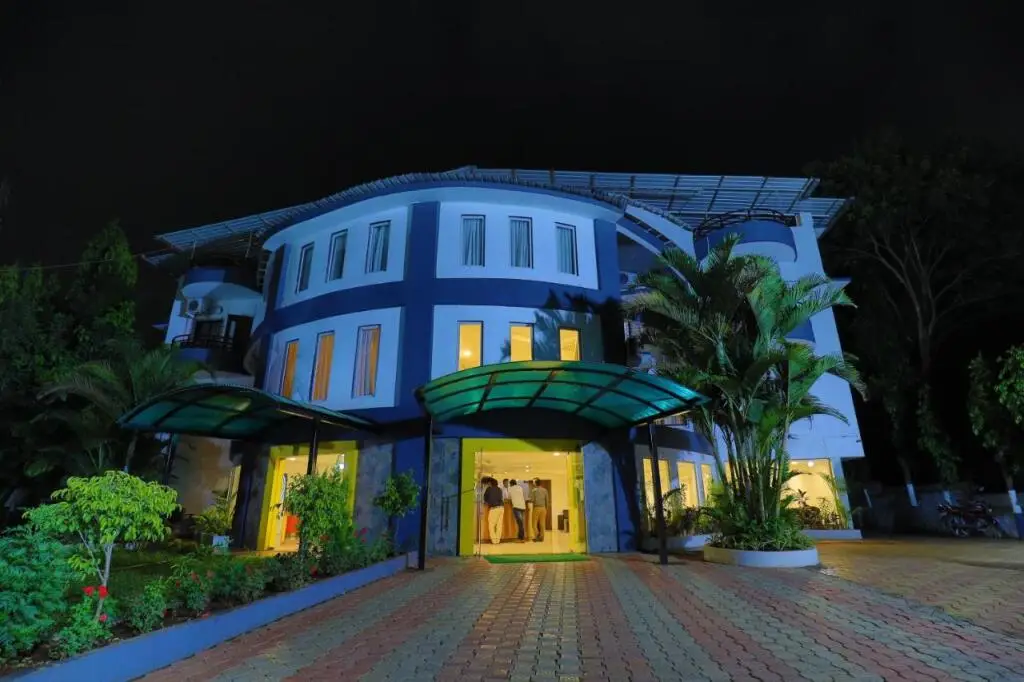 Strand Resort — фото 1