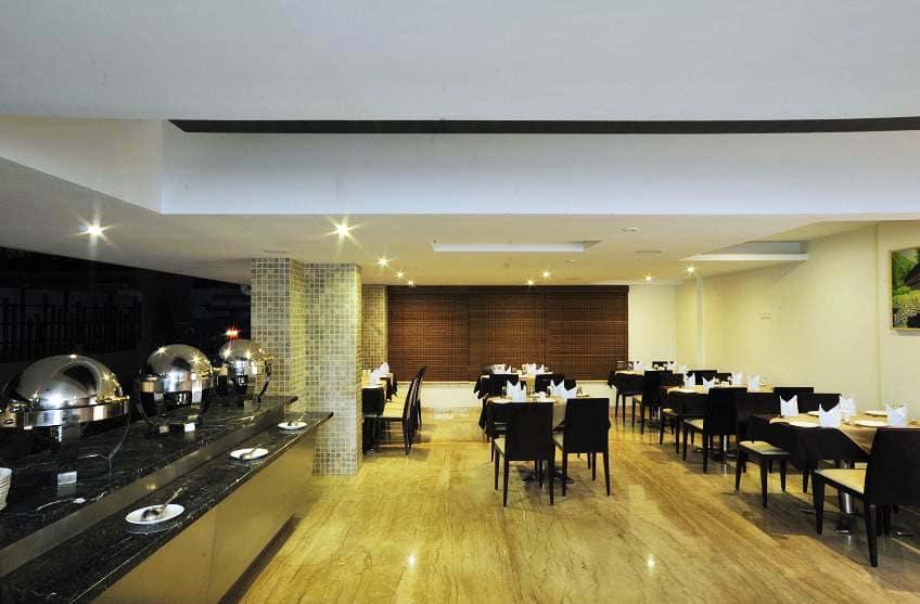 Пуна: JM Four - The Boutique Hotel