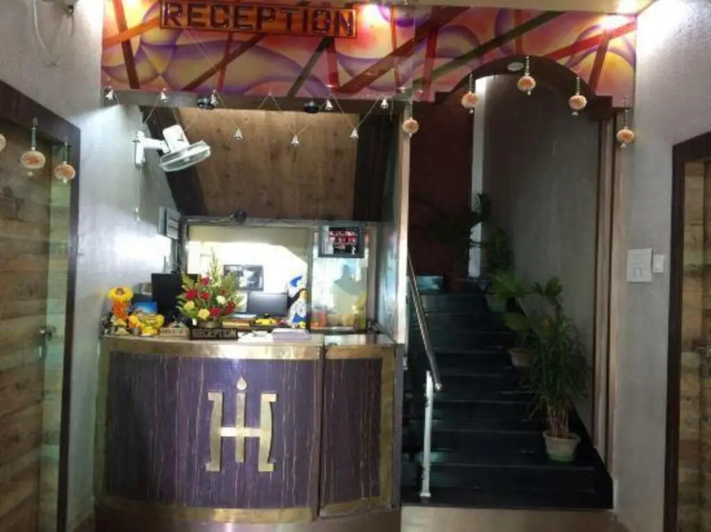 Колката: Hotel Tirupati International