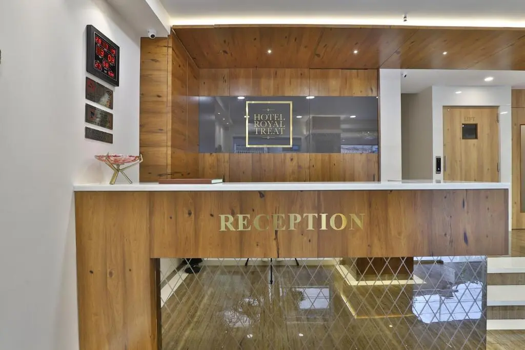 Сурат: Hotel Royal Treat