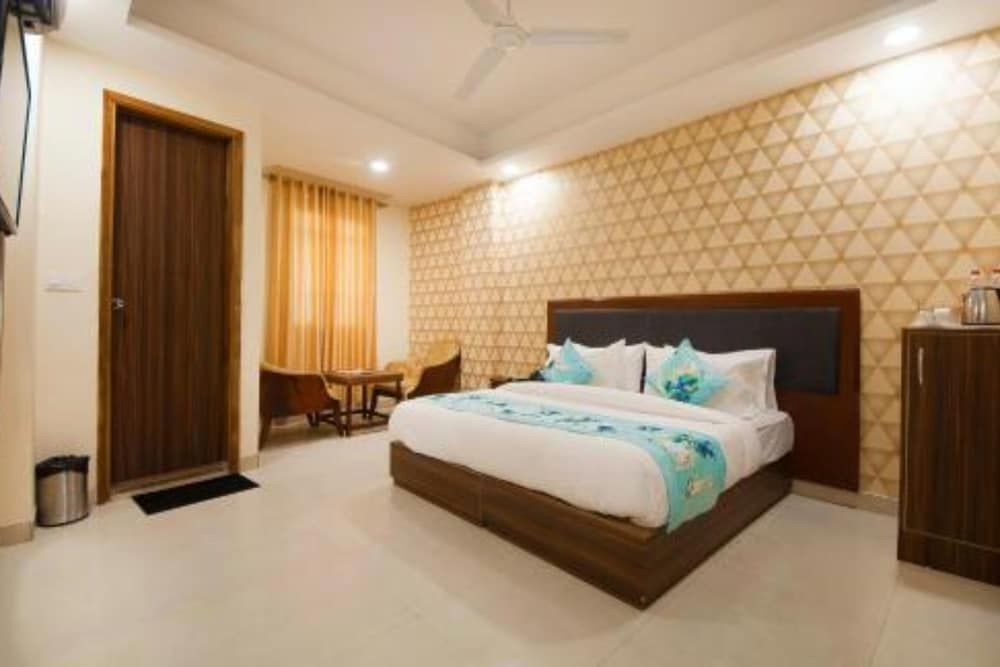 Нью-Дели: Hotel Platinum IGI Airport