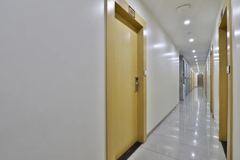 Сурат: Hotel Signature