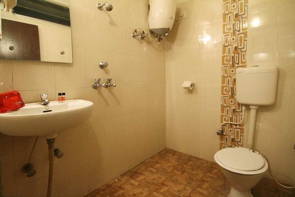 Праяградж: Hotel Valentines