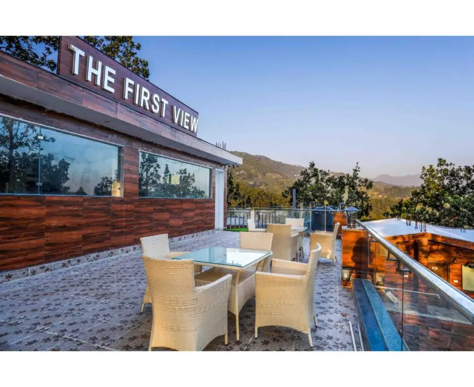 Чопра Лагга Умрейла: The First View Resort Lansdowne