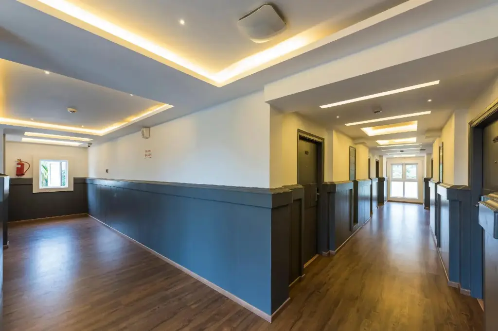 Колката: Super Townhouse All In One