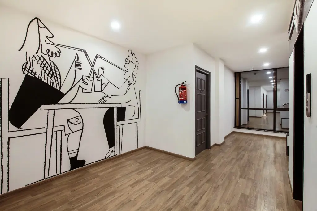 Варанаси: Townhouse 1049 Super Three Premium