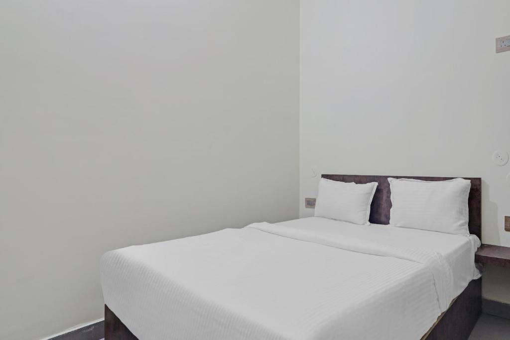 Патна: Collection O 81497 Hotel Dhruv Tara Inn