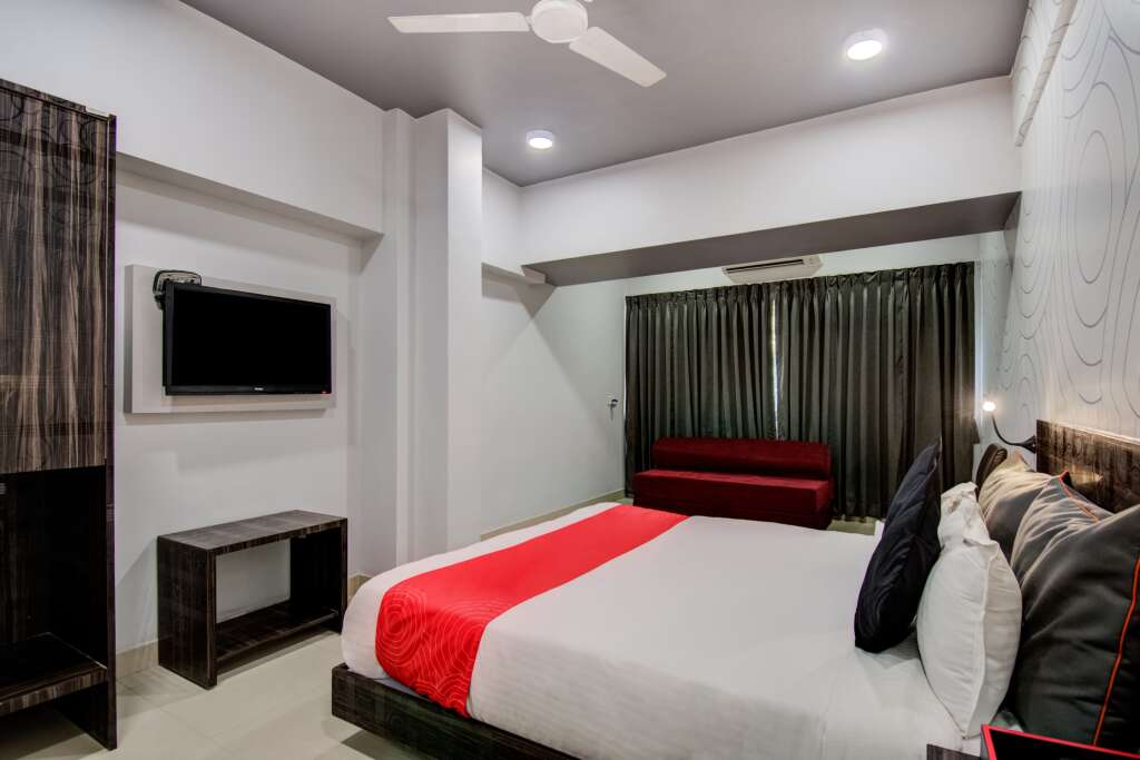 Пуна: Collection O 30070 Hotel Rajdhani
