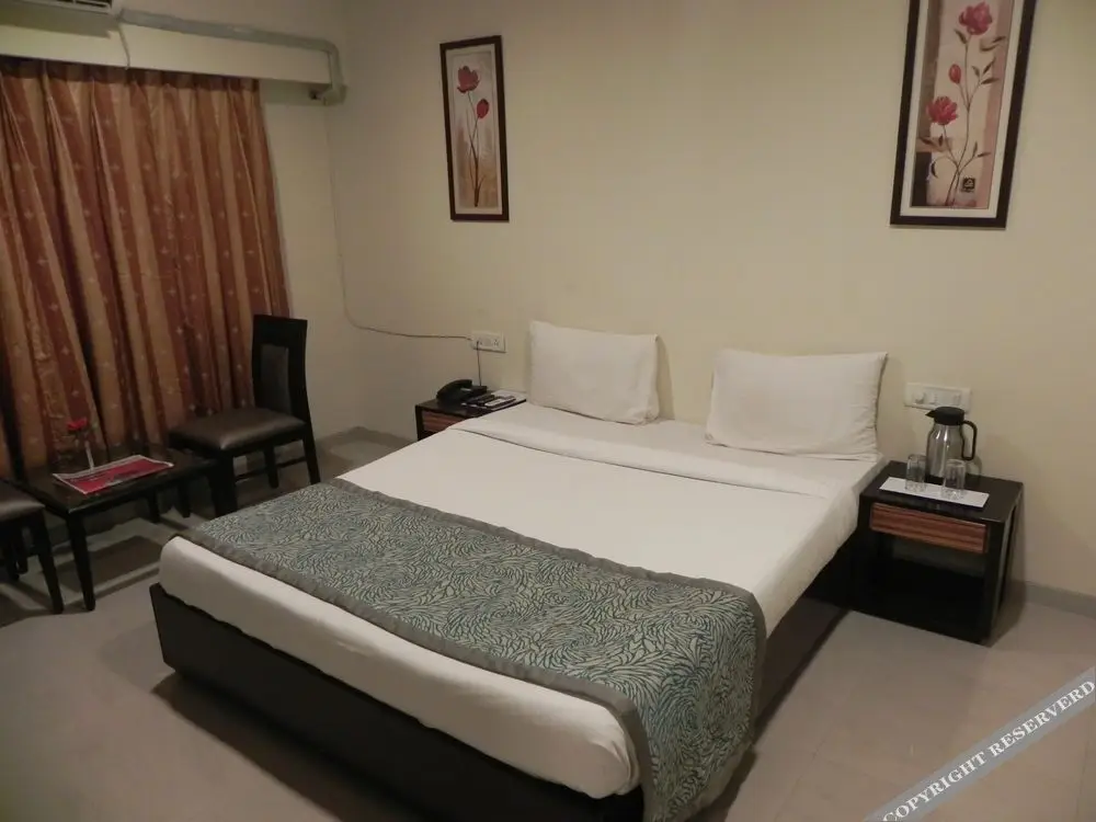 Ширди: Hotel Reeva Regency