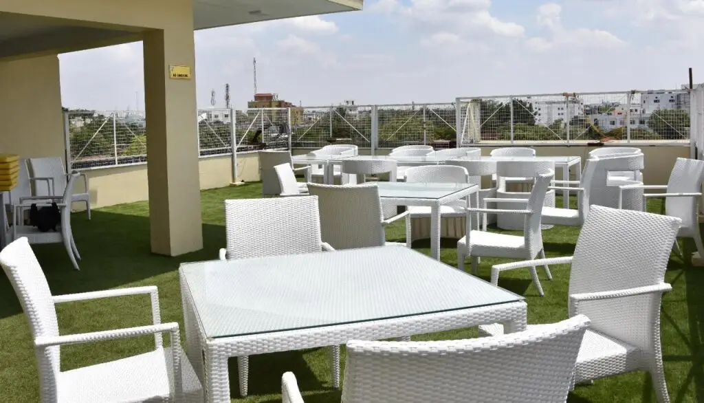 Соманур: Poppys Tower Tiruppur