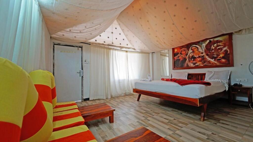 Садри: The Lal Bagh Resort