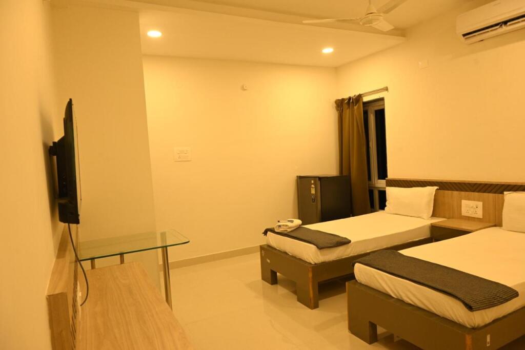 Секундерабад: Embassy Suites Hyderabad
