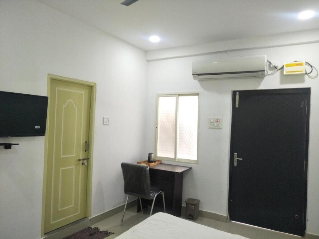 Путтапартхи: Hotel RR Grand