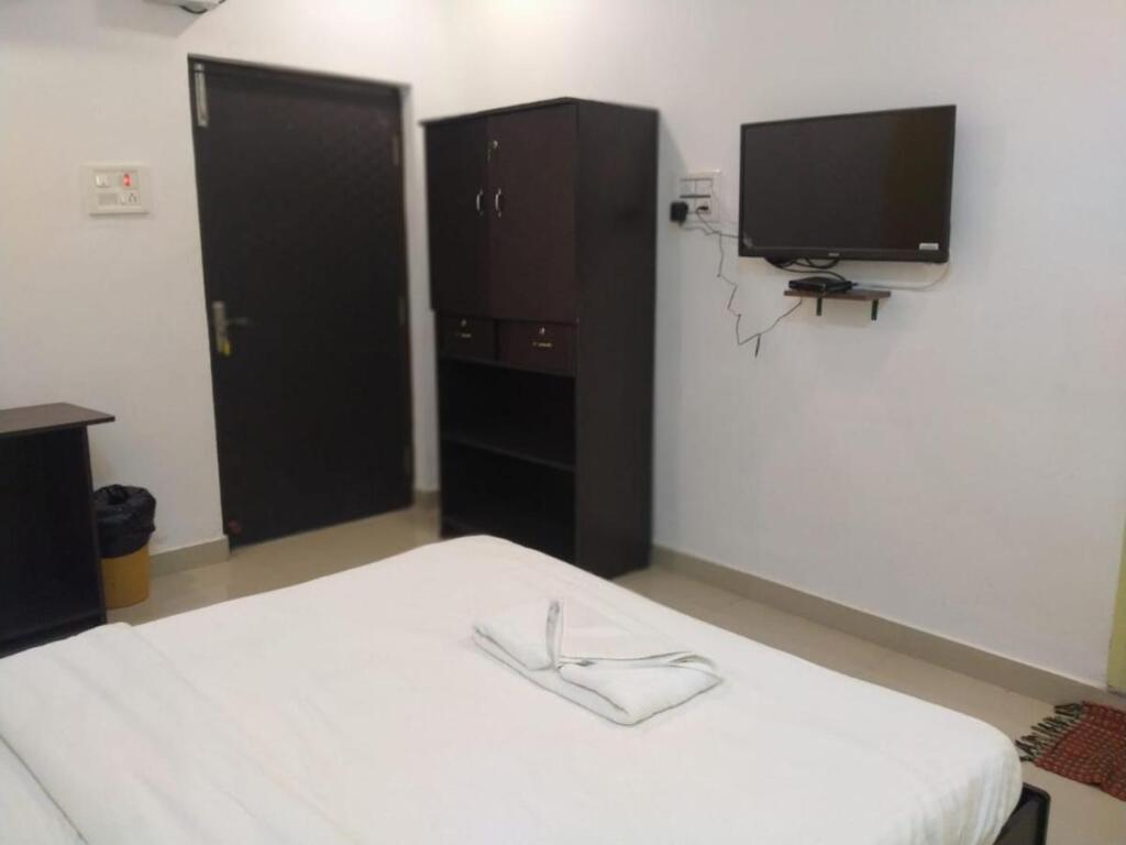 Путтапартхи: Hotel RR Grand