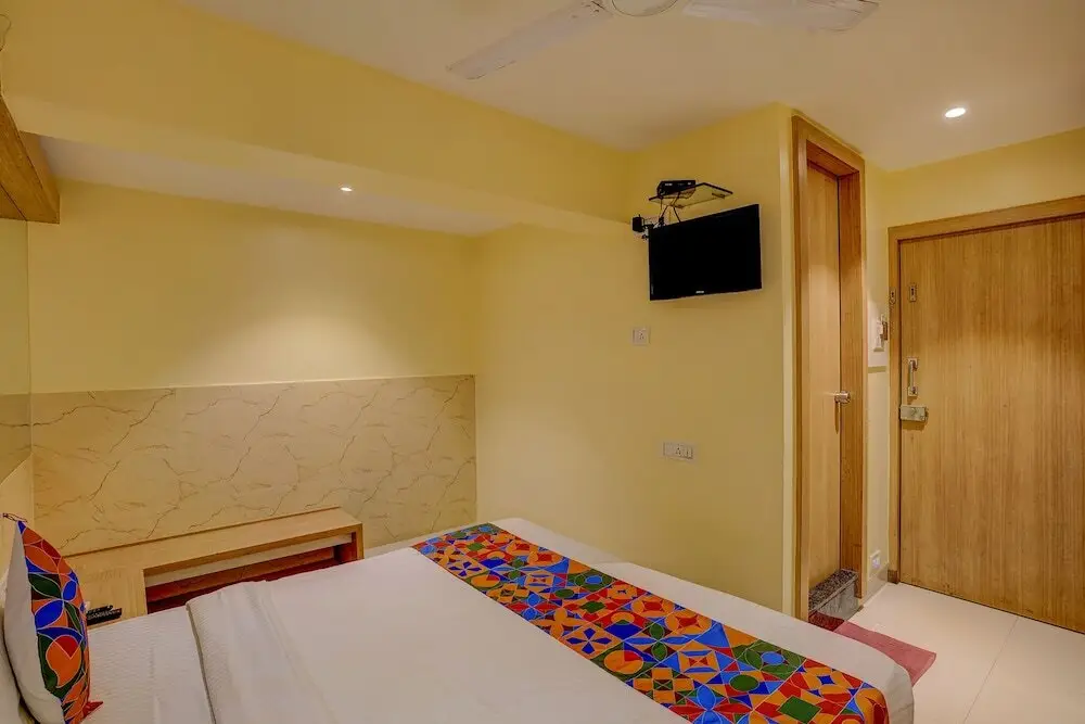Нави-Мумбай: Fabhotel Starwood Residency
