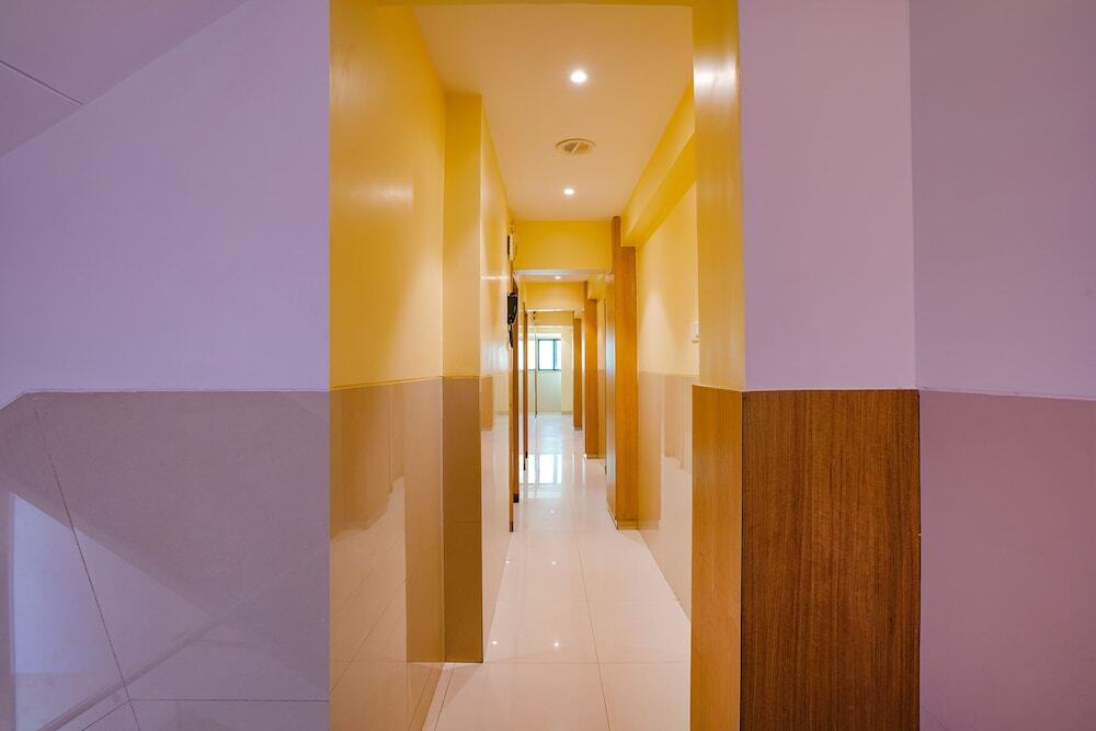 Нави-Мумбай: Fabhotel Starwood Residency