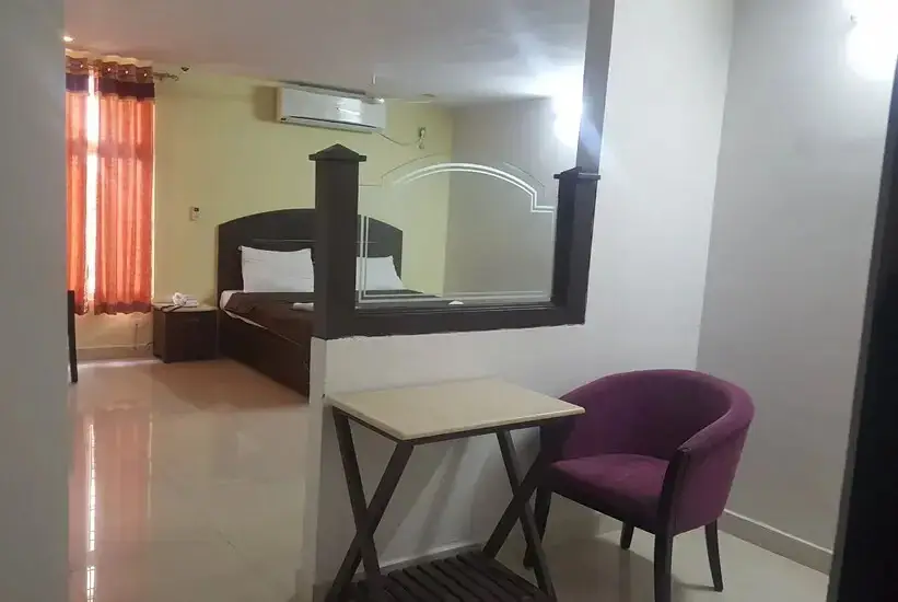Висакхапатнам: Hotel Meena Paradise