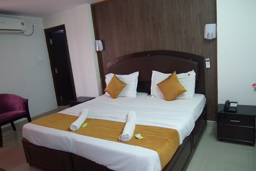 Висакхапатнам: Hotel Meena Paradise