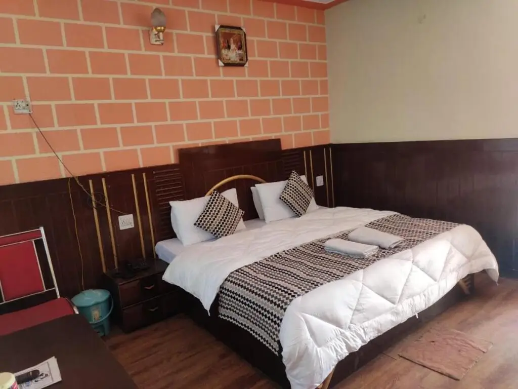 Раникхет: Hotel Deepraj
