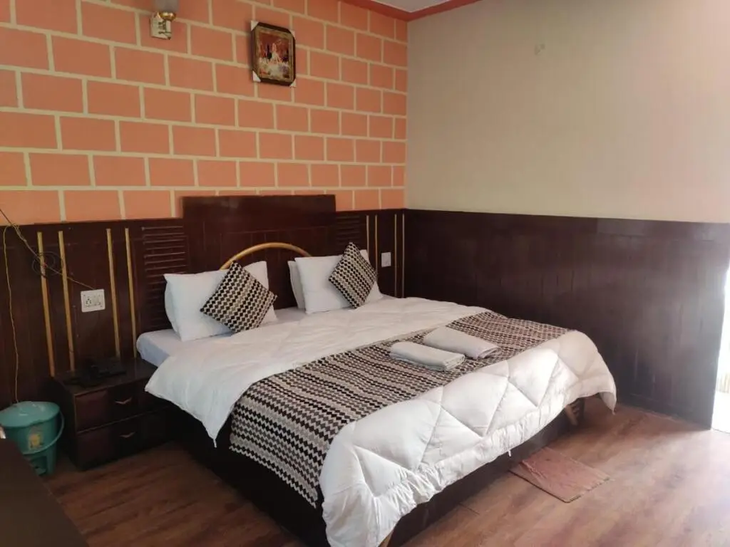 Раникхет: Hotel Deepraj