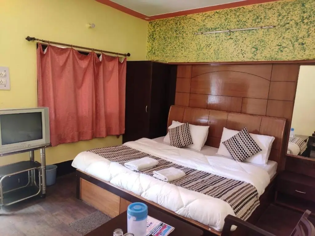 Раникхет: Hotel Deepraj