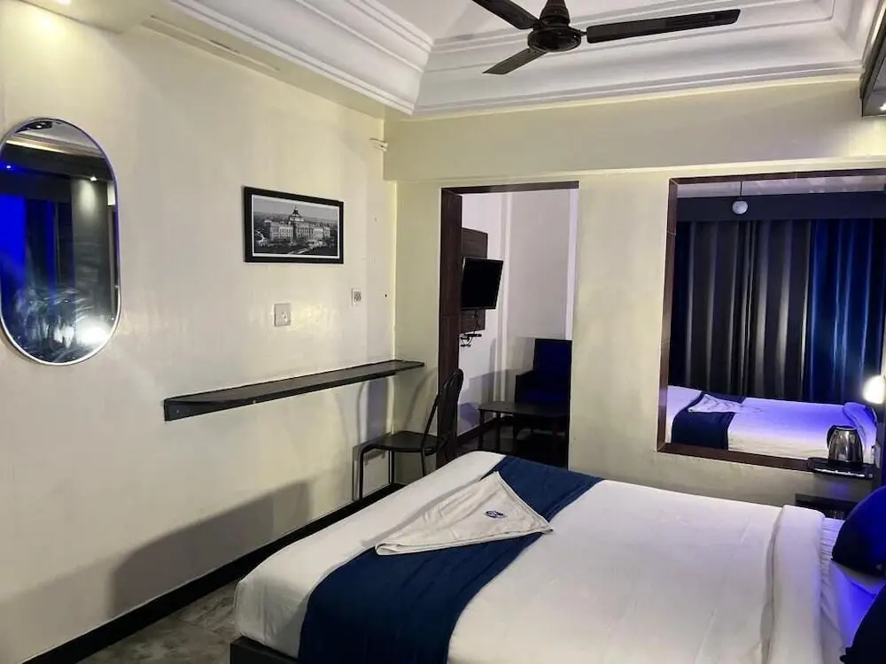 Мадурай: Sivabhagya SKR Madurai