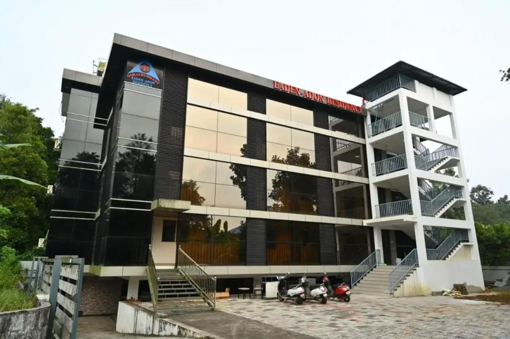 Airport Cochin Grand Residency , NEDUMBASSERY — фото 1