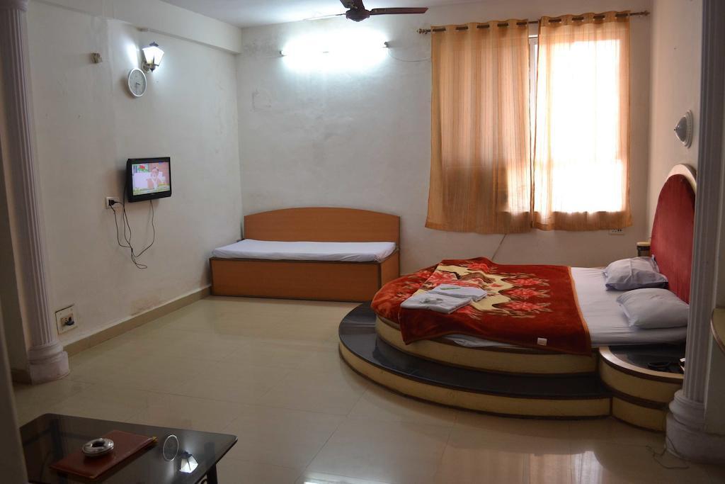 Пачмарай: V Resorts Hotel Pachmarhi