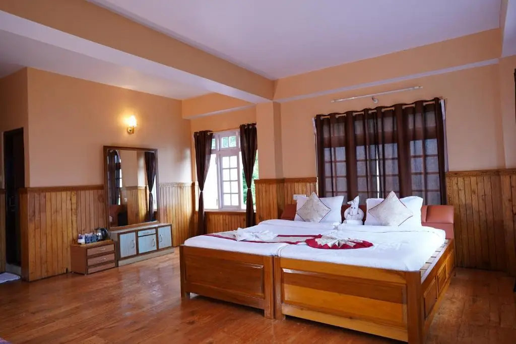 Пеллинг: Mann Serchhu Farmhouse, Pelling