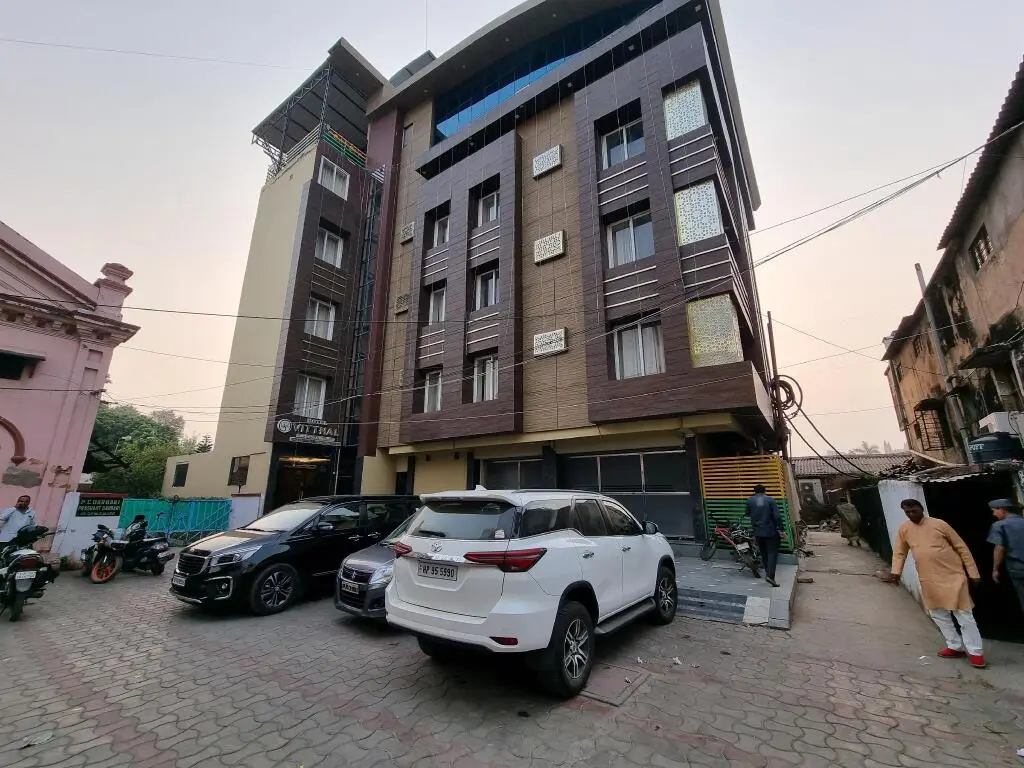 Праяградж: Hotel Vitthal International