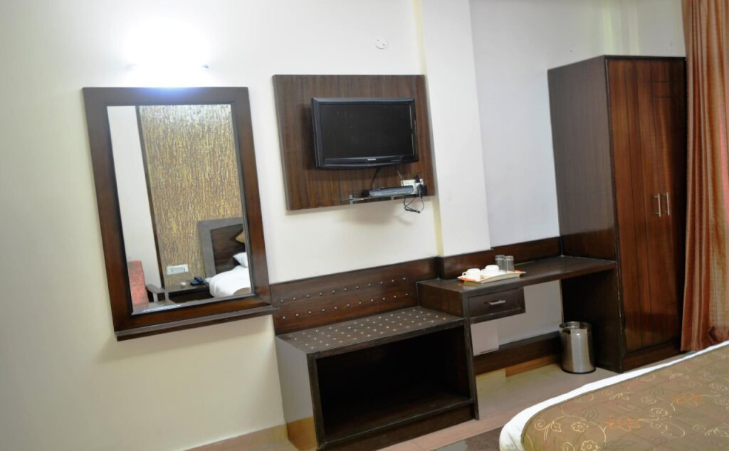 Прем-Нагар: Hotel Burans Residency