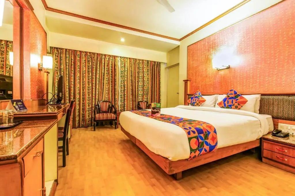 Пуна: Rapid President Hotel Shivaji Nagar