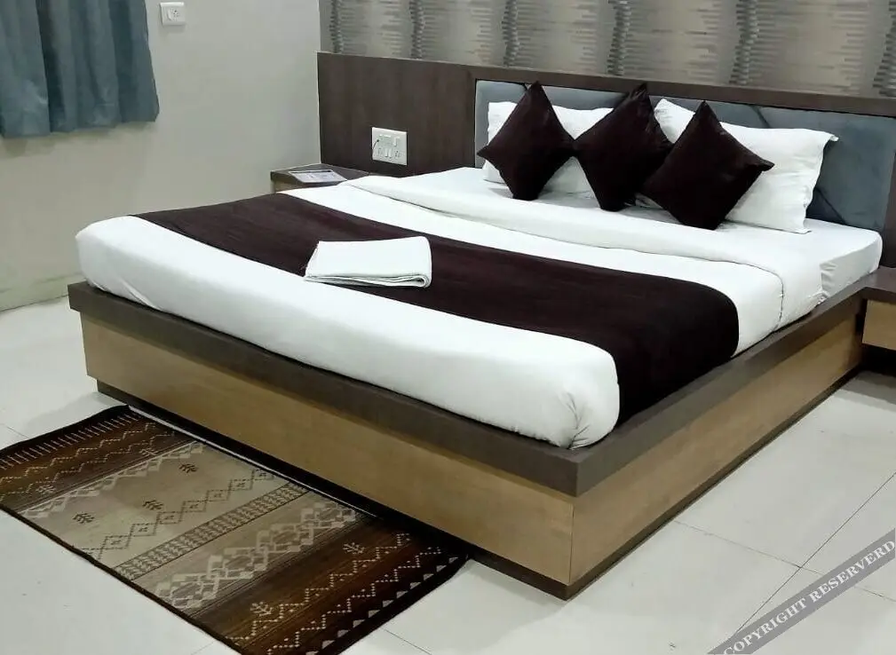 Райпур: Hotel Grand Royal