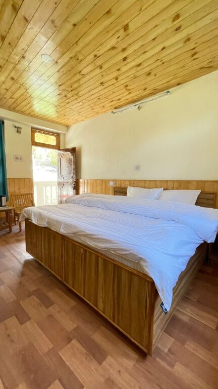 Сангла: Hotel Kamru