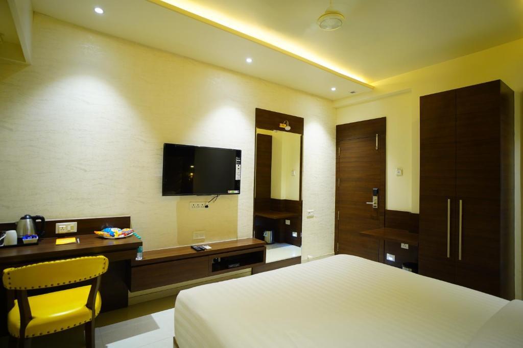 Нагпур: Orange Tree Hotels