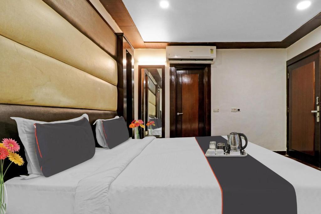 Нью-Дели: Capital O 91609 Hotel Sunberry