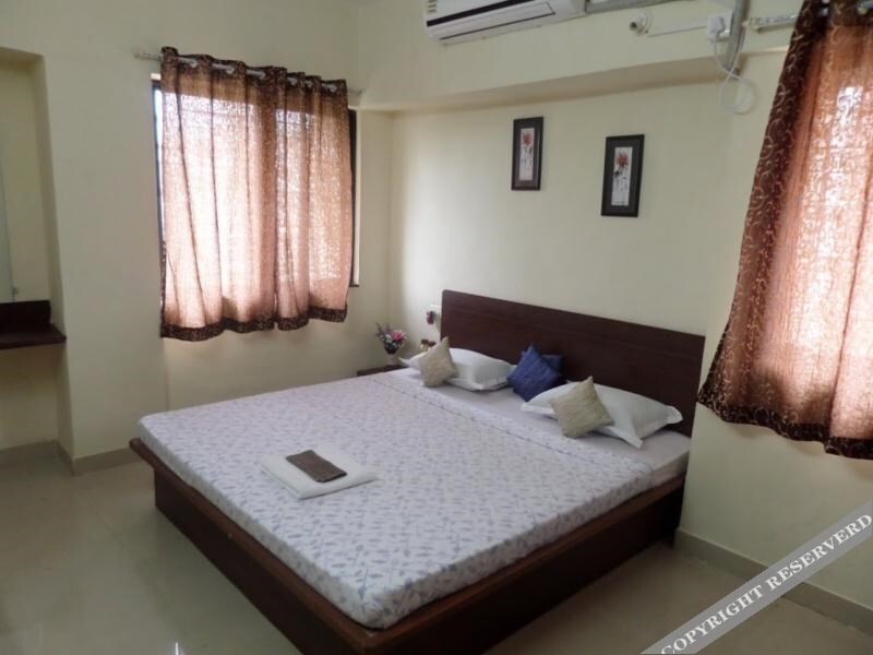 Пуна: Cosmos Luxury Service Apartment Viman Nagar