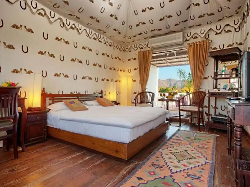 Аджмер: Aaram Bagh-Pushkar Villa