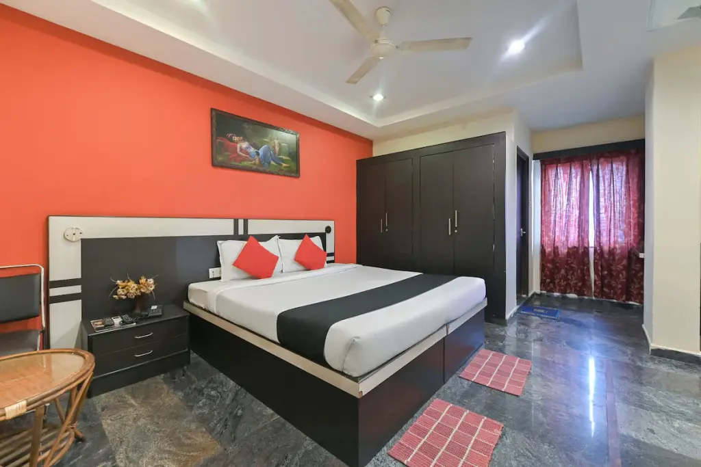 Шамирпет: Hotel Royal Palms