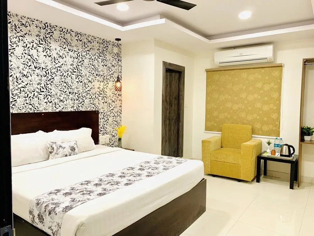 Шамшабад: Hotel Oak by signature Airport Zone