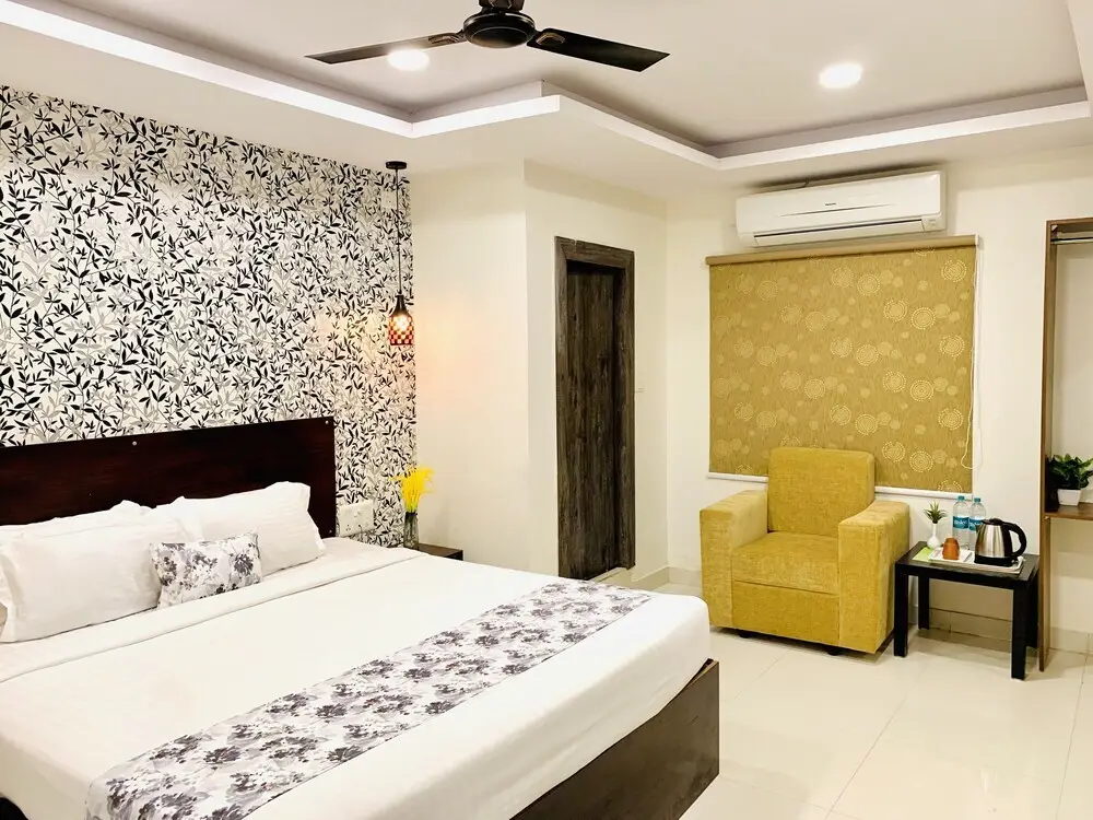 Шамшабад: Hotel Oak by signature Airport Zone