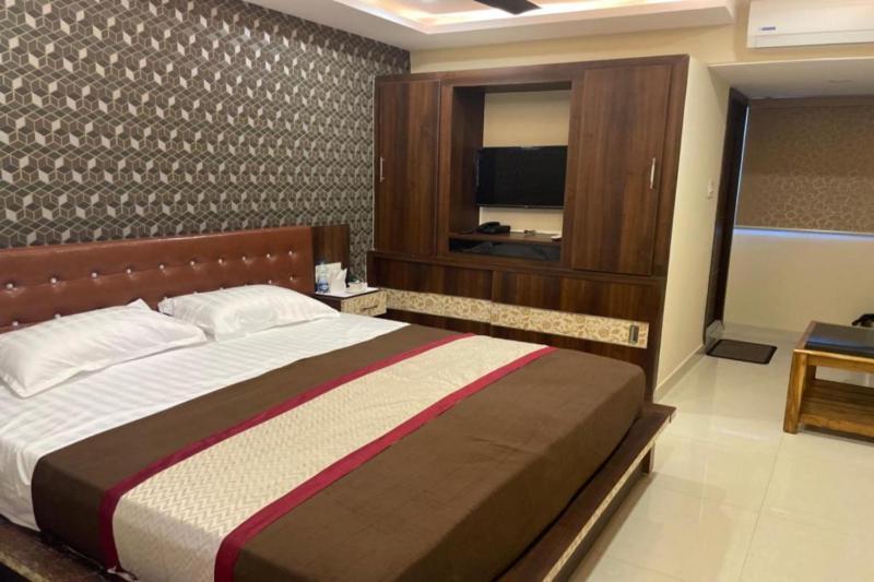 Висакхапатнам: Ambionece Hotel