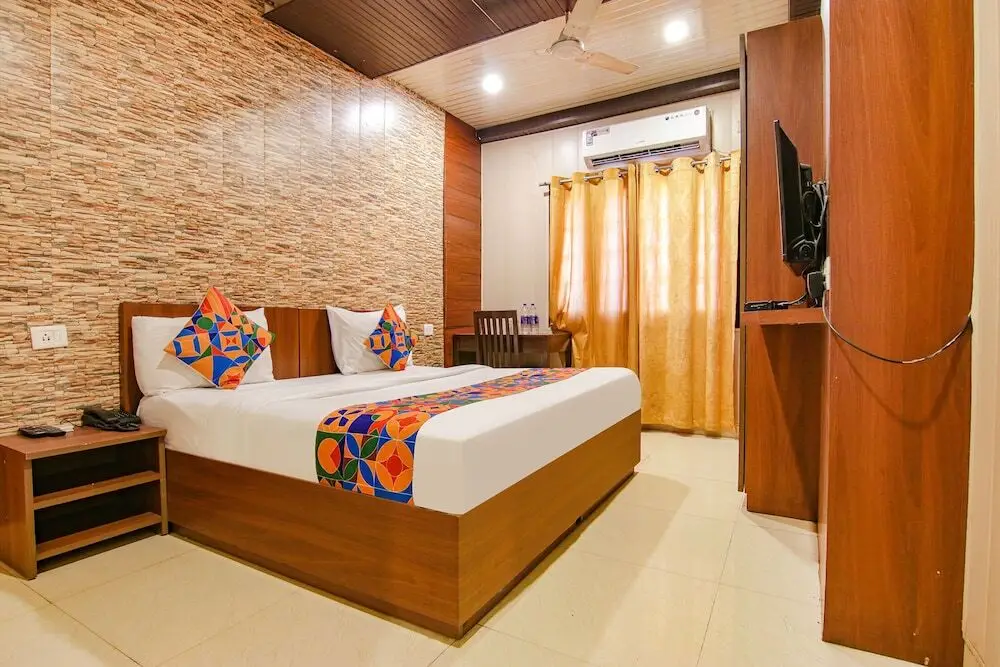Дехрадун: Fabhotel Doon Maira