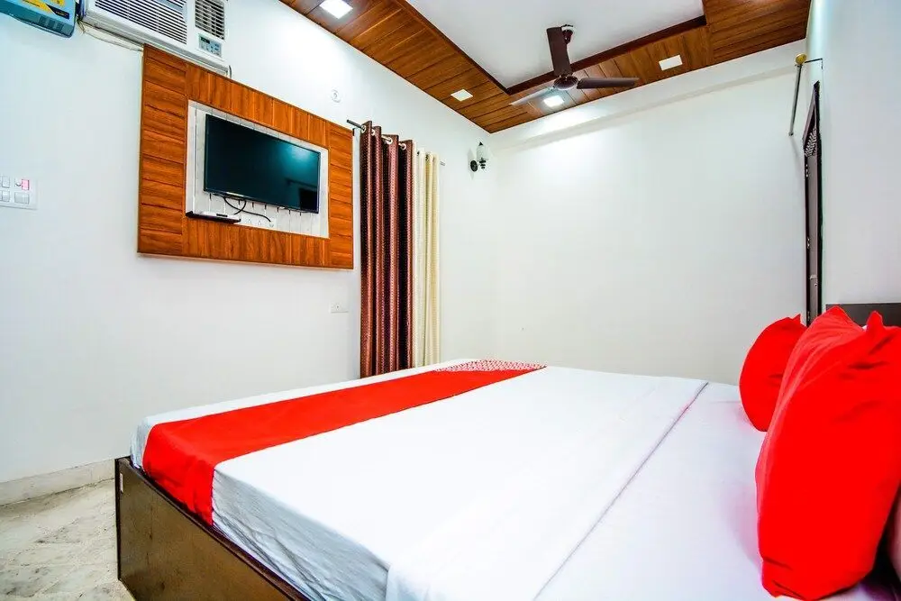 Бивани: OYO 36683 Hotel Mubarak